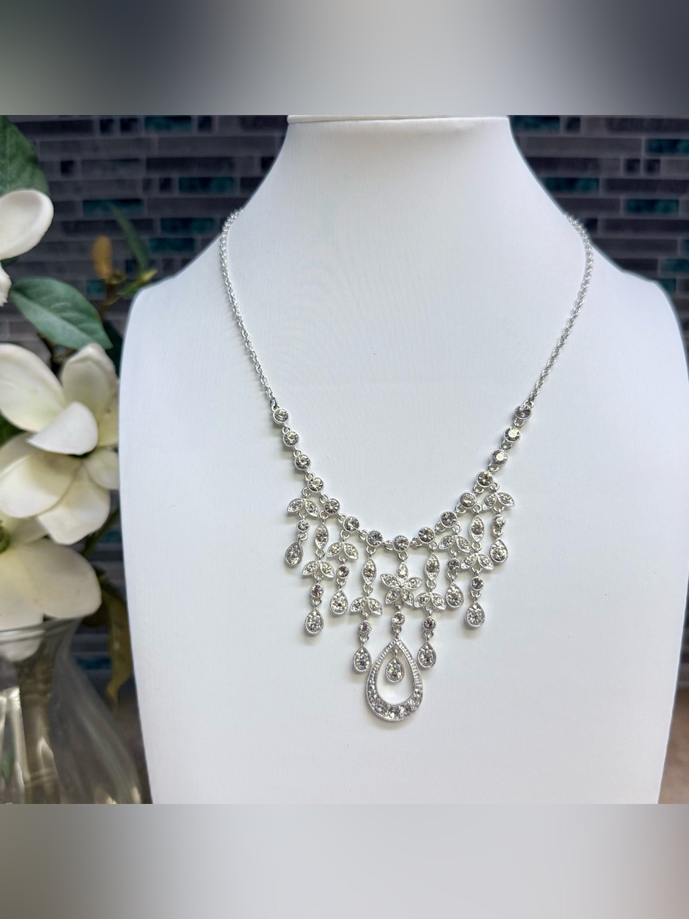 Beautiful Formal Silver Toned Rhinestone Statement Necklace